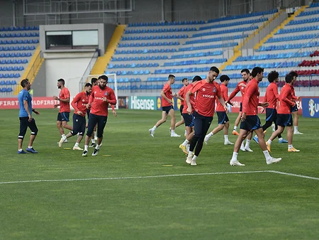 AFFA İcraiyyə Komitəsinin üzvləri milli komanda ilə görüşüblər