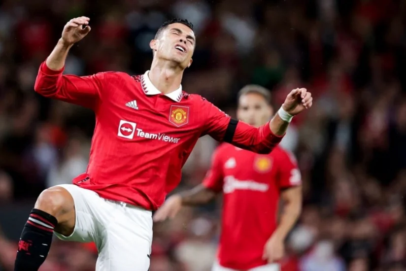 İngiltərə Futbol Assosiasiyası Ronaldunu cəzalandırıb