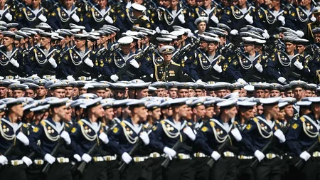 Moskvadakı paradda meydana ilk olaraq Azərbaycan hərbçiləri çıxıb - VİDEO - YENİLƏNİB