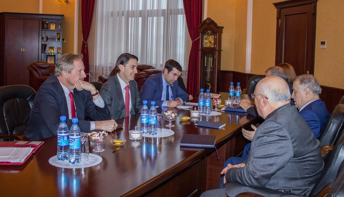 Amos Hokstayn: ABŞ Azərbaycanın rəqabətqabiliyyətli neft-qaz hasil etməsinə və dünya bazarlarına çıxarmasına dəstəyini davam etdirəcək”
