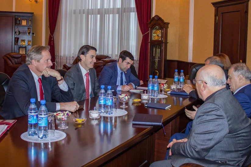 Amos Hokstayn: ABŞ Azərbaycanın rəqabətqabiliyyətli neft-qaz hasil etməsinə və dünya bazarlarına çıxarmasına dəstəyini davam etdirəcək”