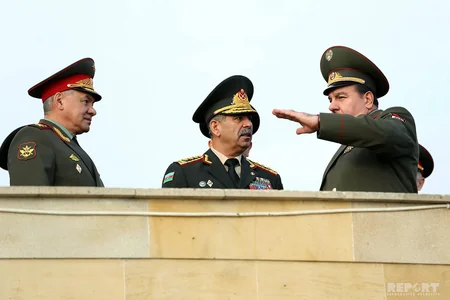 MDB ölkələrinin müdafiə nazirləri Şəhidlər xiyabanını ziyarət ediblər - FOTOREPORTAJ