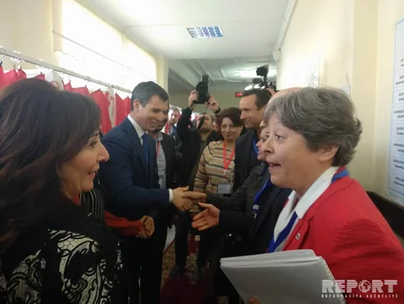 Prezidentliyə namizəd Zahid Oruc səs verib