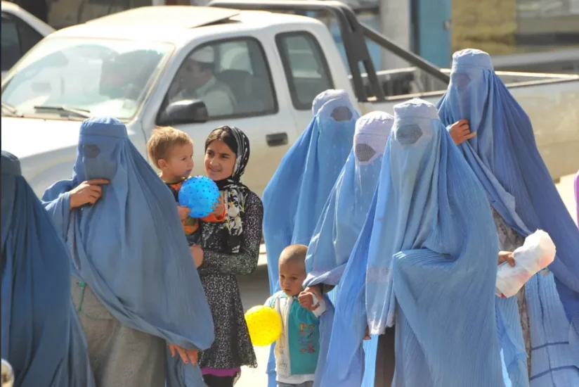 BMT TŞ “Taliban”ı qadınların universitetlərdə oxumasına icazə verməyə çağırıb