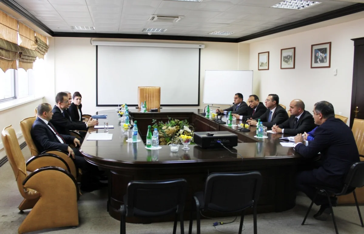 ​Azərbaycan Macarıstana sərmayə imkanlarını araşdırır