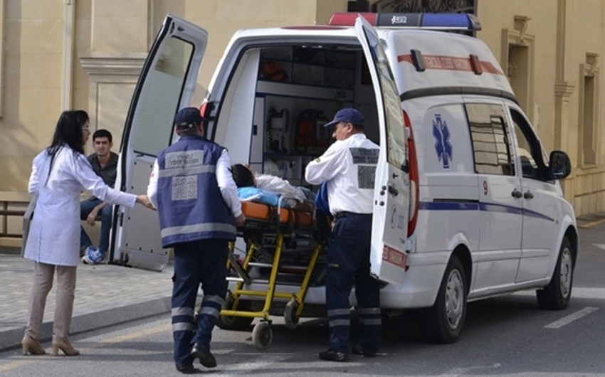 Salyanda 2 yaşlı uşaq boya həlledicisi içərək zəhərlənib Salyanda 2 yaşlı uşaq boya həlledicisi içərək zəhərlənib