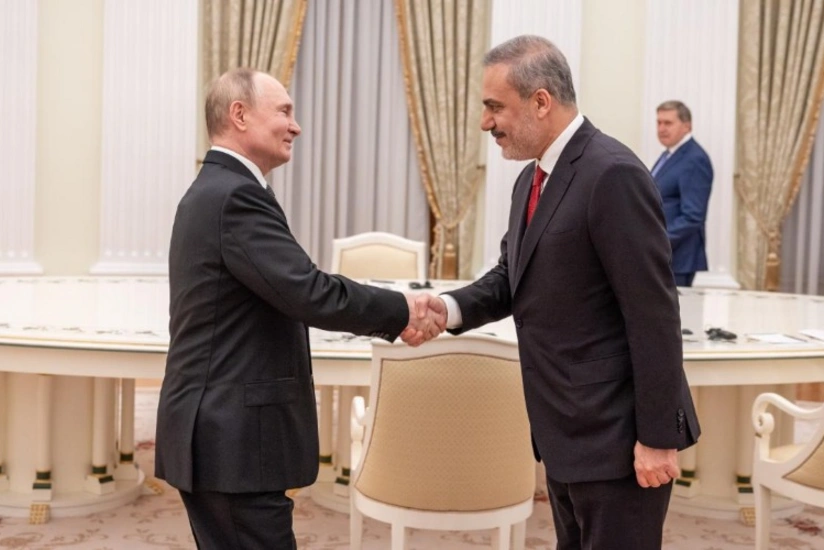 Путин и Фидан обсудили в Москве войну в Украине