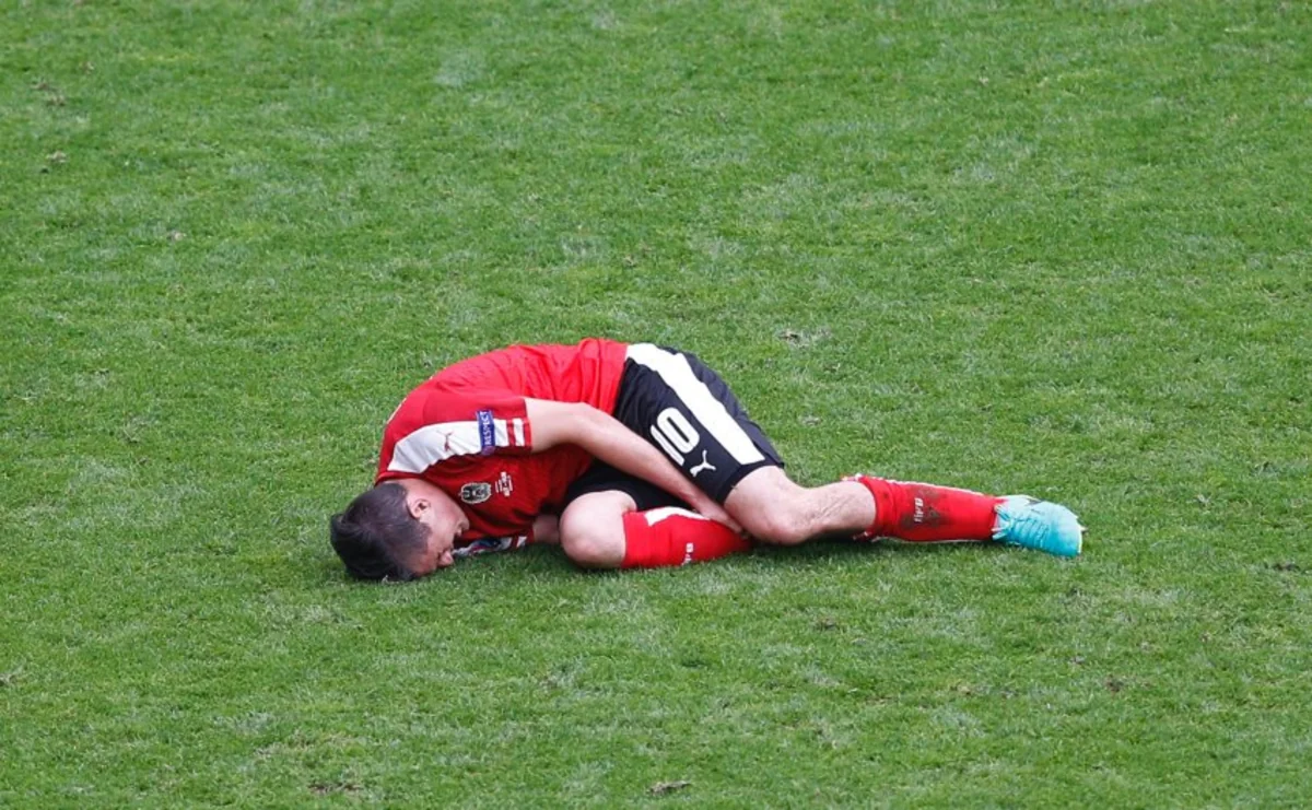 AVRO-2016: Avstriya yığmasının futbolçusu Portuqaliya ilə matçı buraxacaq