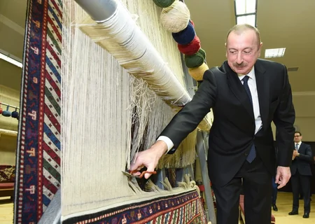 Prezident İlham Əliyev “Azərxalça” ASC-nin Xaçmaz filialının açılışında iştirak edib