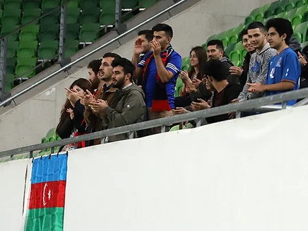 Azərbaycan yığması Macarıstan komandası ilə oyundan əvvəl son məşqə çıxıb - FOTO