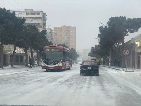 Bakı Nəqliyyat Agentliyi qarlı hava şəraiti ilə bağlı açıqlama yayıb
