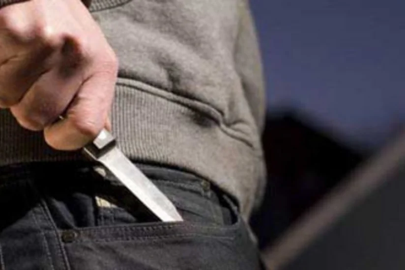 ​Bakıda qardaşını bıçaqlayan keçmiş məhkuma hökm oxunub