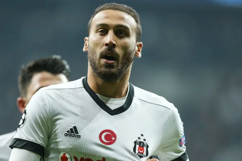 Everton FC signs Beşiktaş striker Cenk Tosun