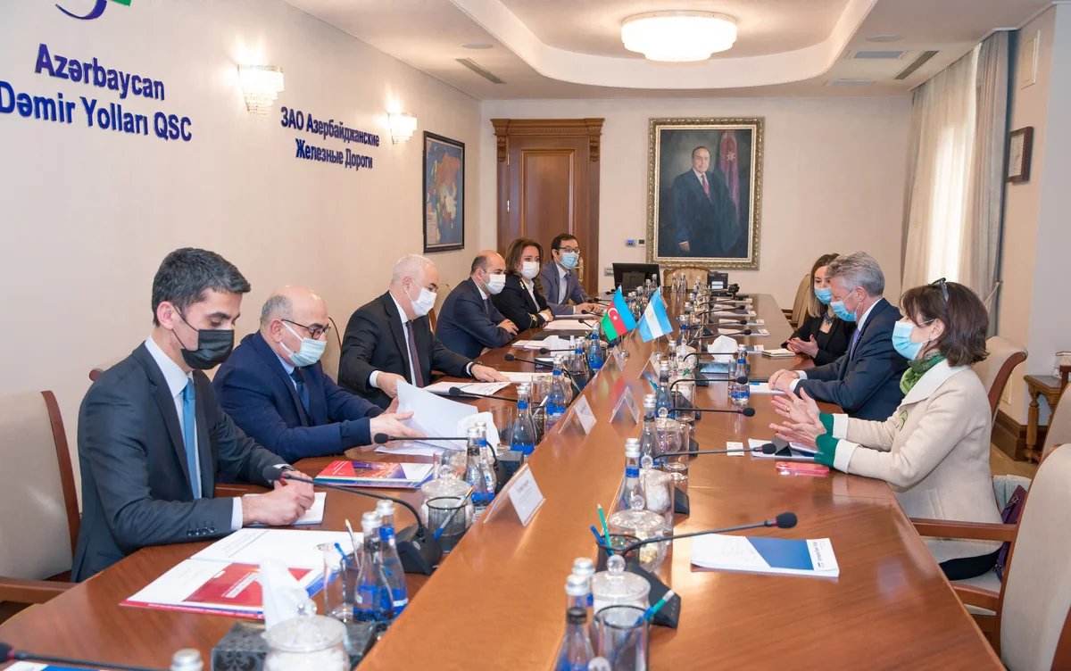 Ələt Limanından Argentinaya yükdaşımanın həyata keçirilməsi müzakirə edilib