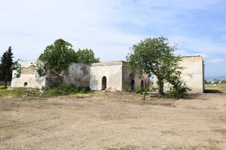 Dövlət başçısı Ağdamda Pənahəli xanın sarayının yerləşdiyi imarət kompleksində olub - YENİLƏNİB