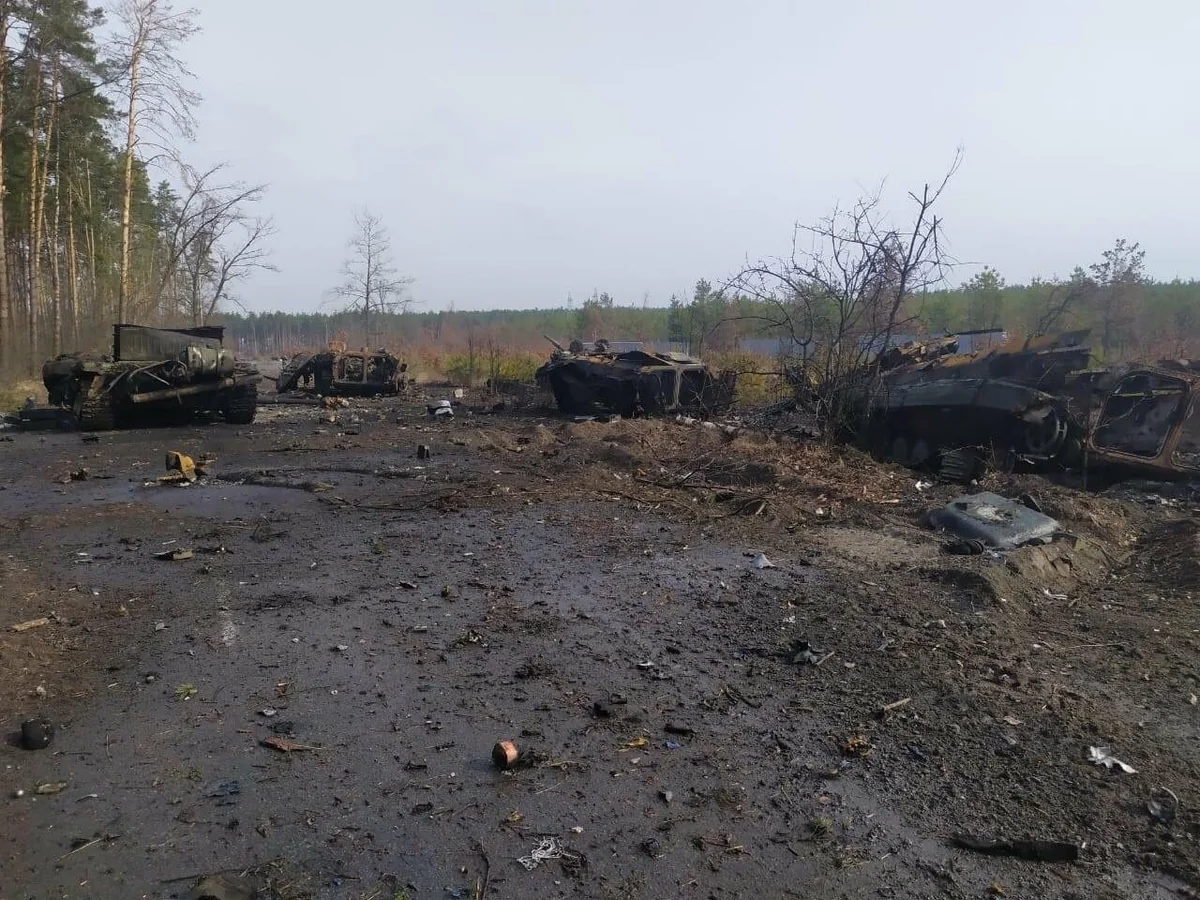 General Staff: Ukraine destroyed 10 Russian tanks, 3 helicopters