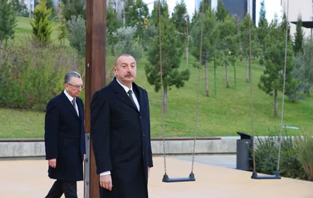 Prezident İlham Əliyev Bakıda Mərkəzi Parkın ikinci hissəsinin açılışında iştirak edib - YENİLƏNİB