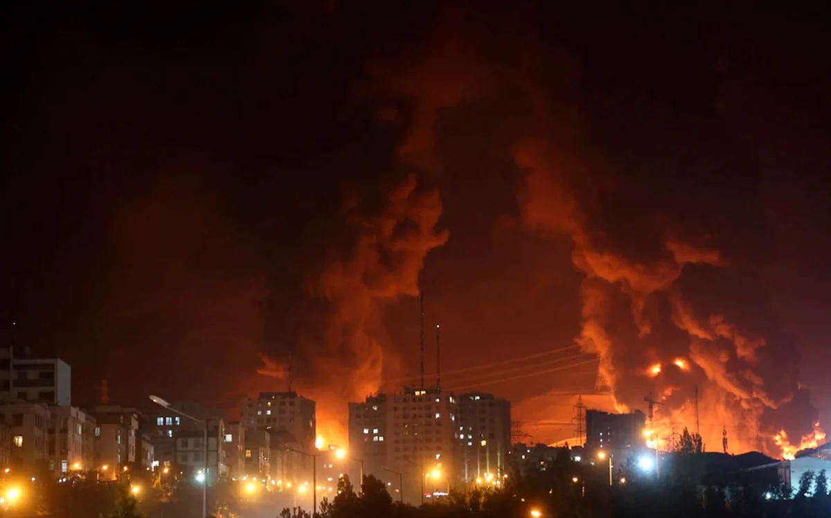 ЦАХАЛ нанес серию ударов по районам пусков ракет в Иране