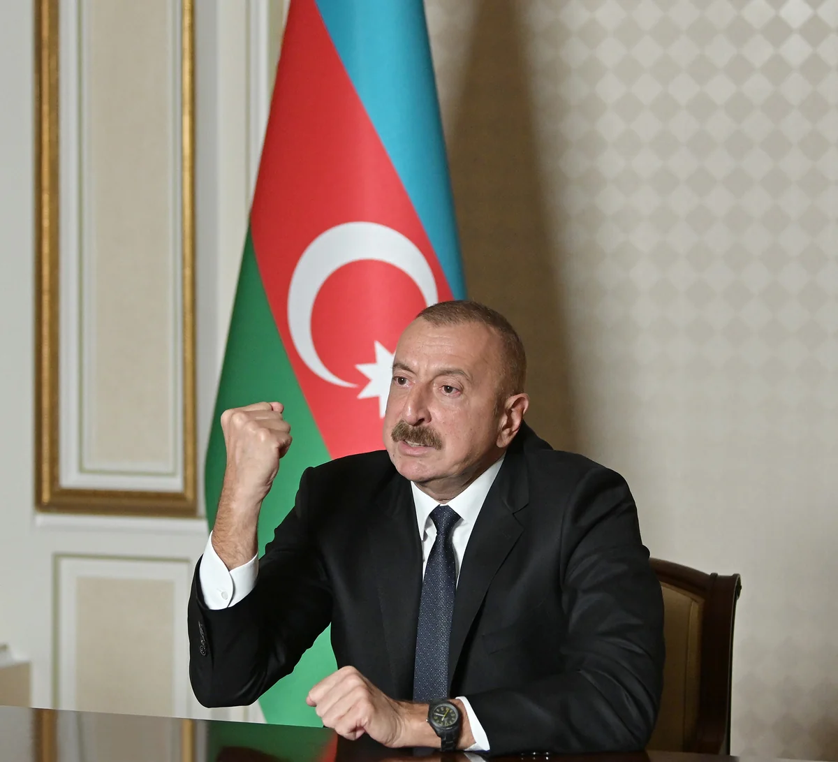 Prezident: Düşmənin başını yaran yumruğumuz bizim birliyimiz, məqsədyönlü fəaliyyətdir