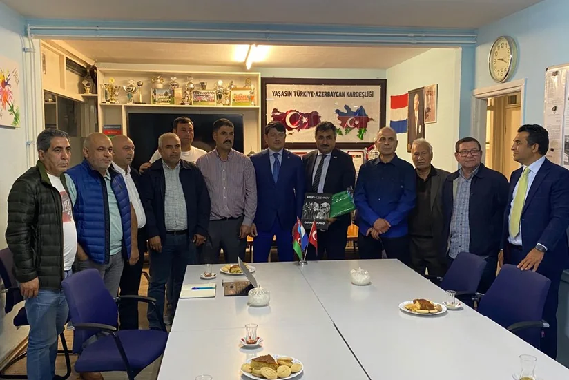В Нидерландах состоялась встреча с представителями азербайджанской диаспоры