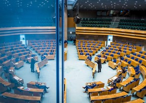 Araqarışdıran niderlandlı deputatların təklifi  - ermənilərdən çox ermənilik - ŞƏRH