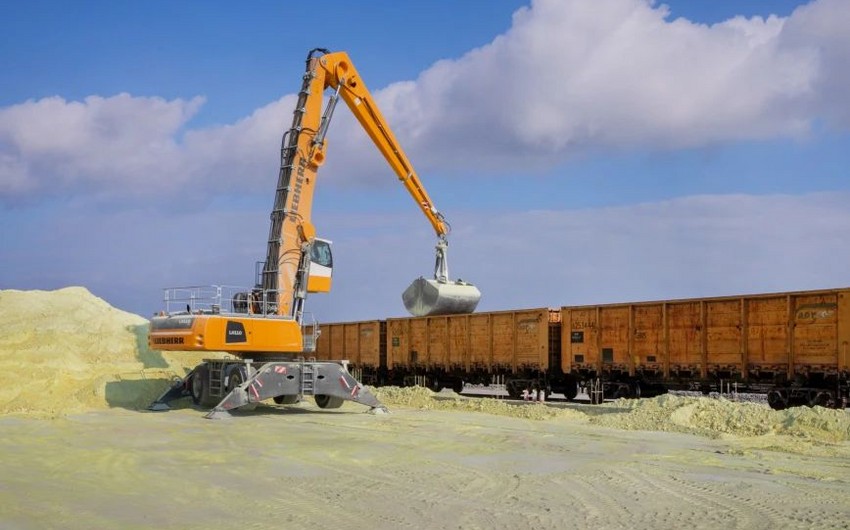 Azerbaijan launches first cargo transit from Zira Port