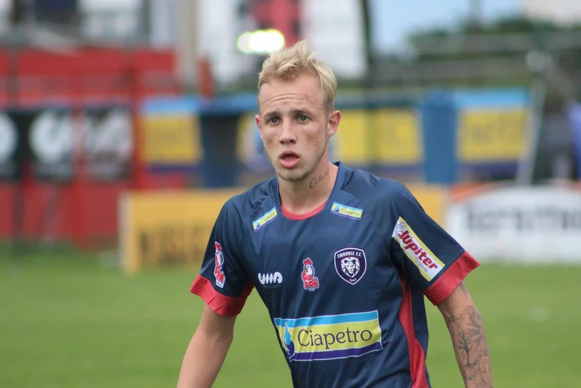 Qəbələ braziliyalı hücumçunu transfer etmək istəyir