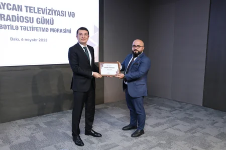 İqtisadiyyat Nazirliyi bir sıra televiziya işçilərini Fəxri fərmanla təltif edib