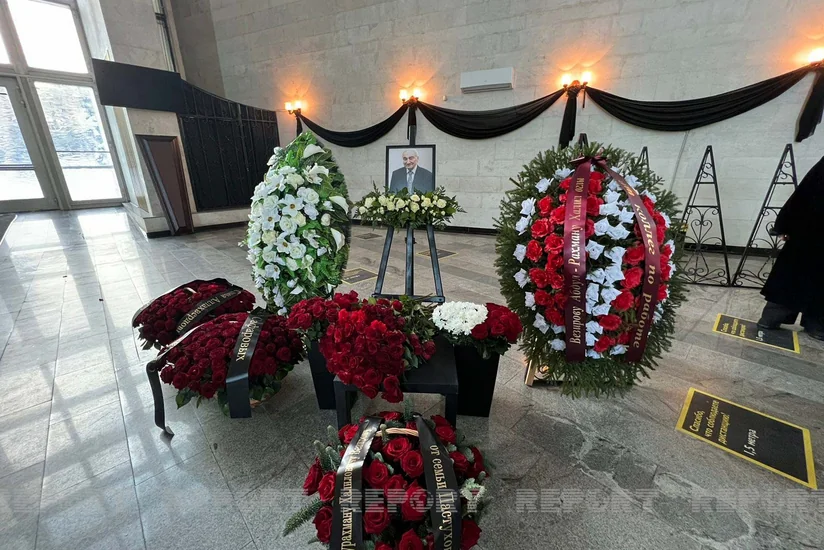 Абдуррахман Везиров похоронен на Троекуровском кладбище в Москве