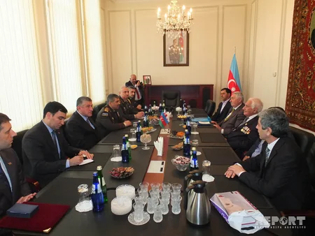 Zakir Həsənov Gürcüstanda yaşayan şəhid ailələri ilə görüşüb - FOTO