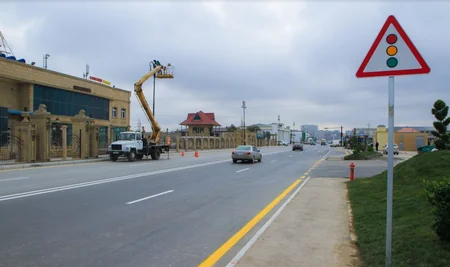 Bakının Binəqədi şossesində 13 avtobus dayanacağı yaradılıb