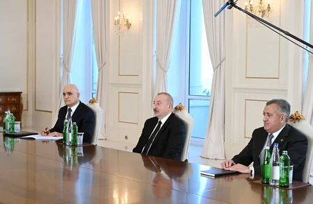 İlham Əliyev Rusiyanın Həştərxan vilayətinin qubernatorunu qəbul edib - YENİLƏNİB