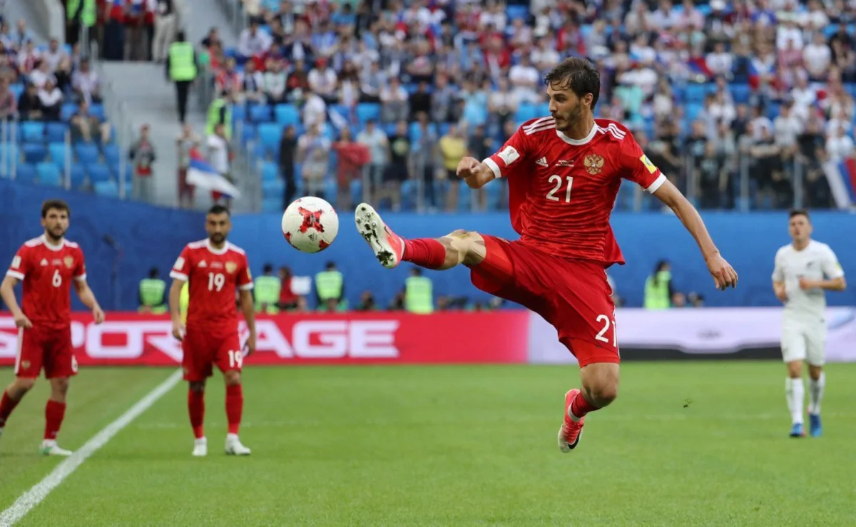 Rusiya millisinin 3 futbolçusunda koronavirus şübhəsi