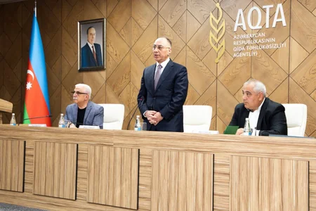 AQTA sədri ət və ət məhsullarının istehsalı ilə məşğul olan sahibkarlarla görüşüb