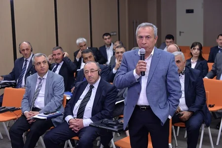 SOCAR-da “Neft dağılmalarına qarşı hazırlıq və cavab tədbirləri” mövzusunda təlim keçirilib