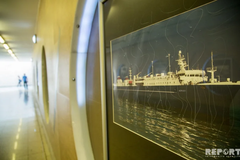 Metronun Gənclik stansiyasında Gəmiçiliyin 160 illiyinə həsr olunmuş fotoqalereya açılıb