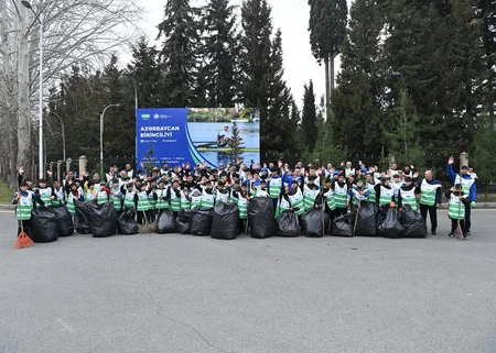 Azərbaycan Kanoe və Avarçəkmə Federasiyası Mingəçevirdə təmizlik aksiyası həyata keçirib