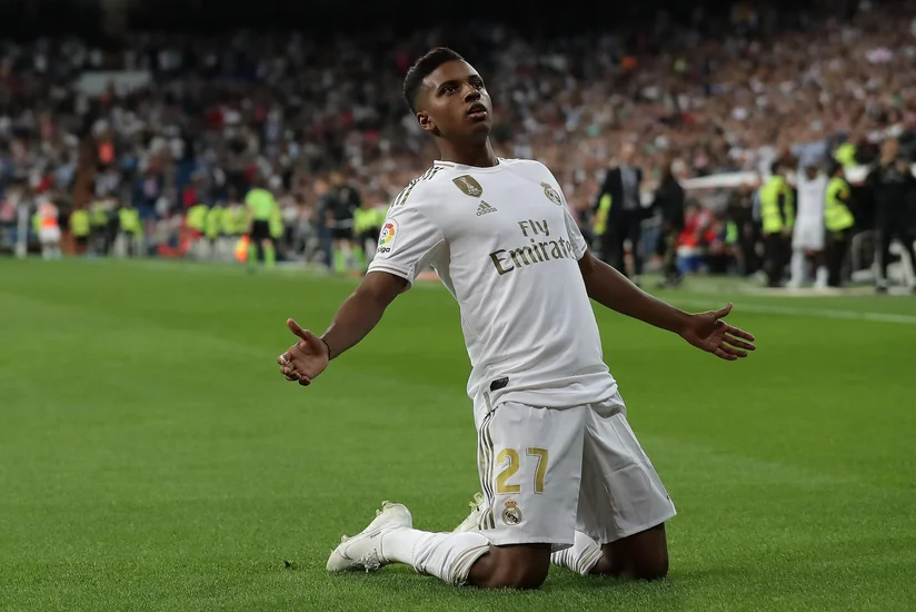 Real Madridin hücumçusu Avropada ən yaxşı gənc futbolçu seçildi