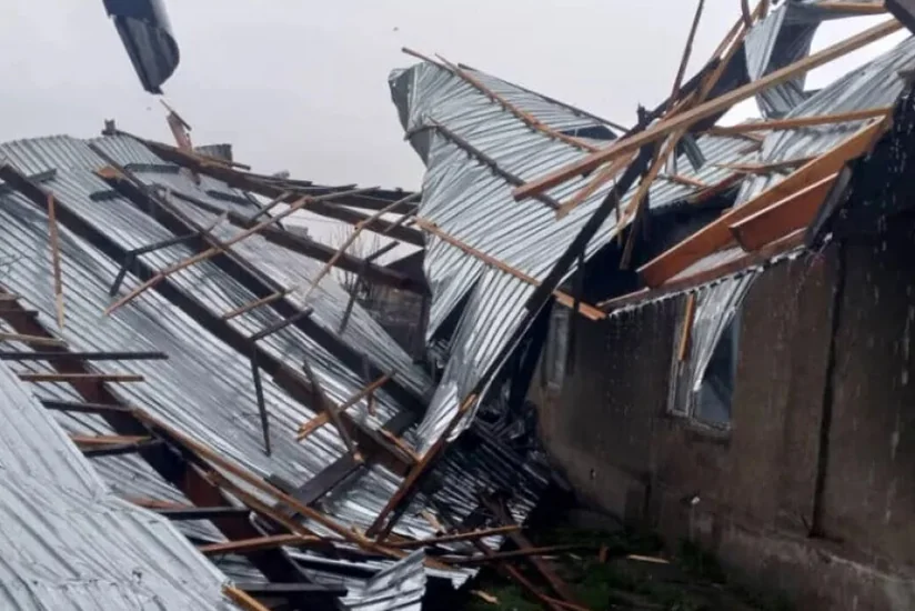 В Кыргызстане в результате урагана пострадали 26 человек