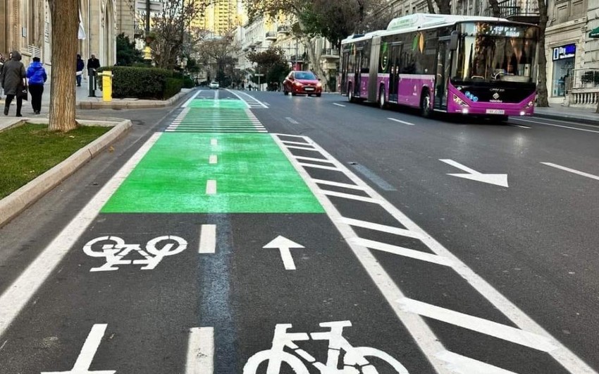 Velosiped yollarında hərəkət edən digər avtomobillərin sürücüləri 100 manat cərimə ediləcək