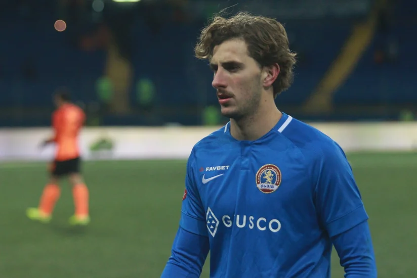 Zirə braziliyalı hücumçunu transfer etdi