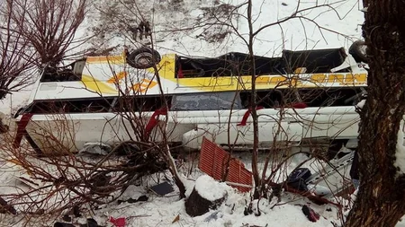 Türkiyədə üç avtobus qəzaya uğrayıb, 6 nəfər ölüb, 74 nəfər yaralanıb - YENİLƏNİB