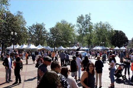 Azərbaycan ABŞ-ın ən böyük kitab festivalında təmsil olunub