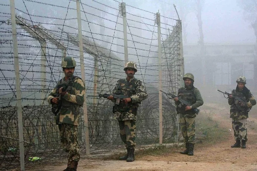 Kəşmirdə Pakistan və Hindistan hərbçiləri arasında atışma baş verib