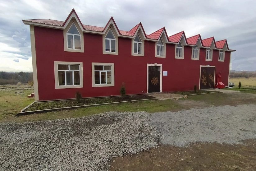 Qaxda bal emalı müəssisəsi açılıb