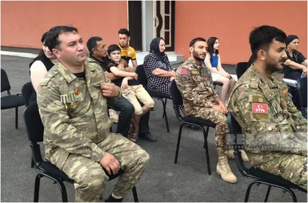Mingəçevirdə şəhid ailələri və müharibə əlilliyi olan vətəndaşlara mənzillər verilib