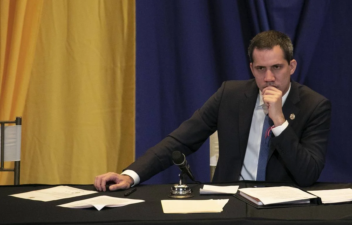 Xuan Quaido koronavirusa yoluxub