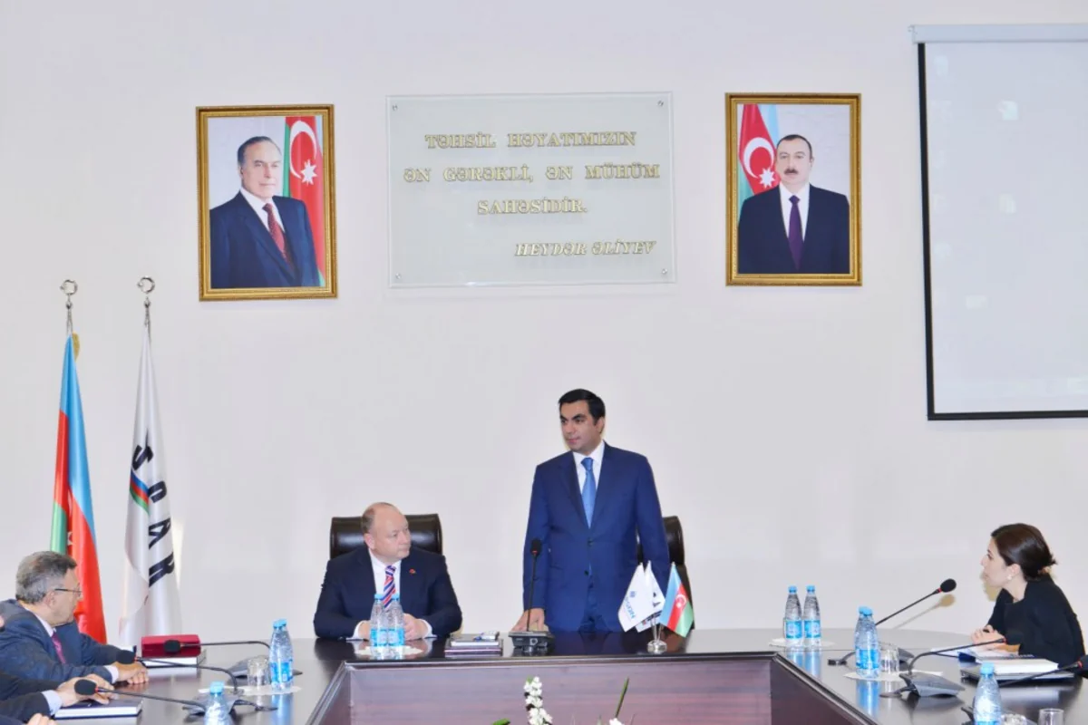 “Emerson Process Management” şirkətinin nümayəndəsi Bakı Ali Neft Məktəbində olub