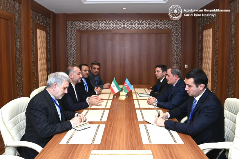 Jeyhun Bayramov discusses current situation in region with his Iranian counterpart