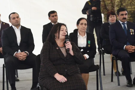 Azerbaijani president meets with public representatives of Khojavand district 